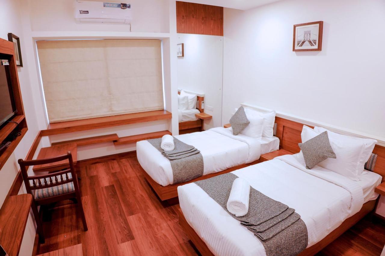 Mpsroyalsuites Perintalmanna Luaran gambar