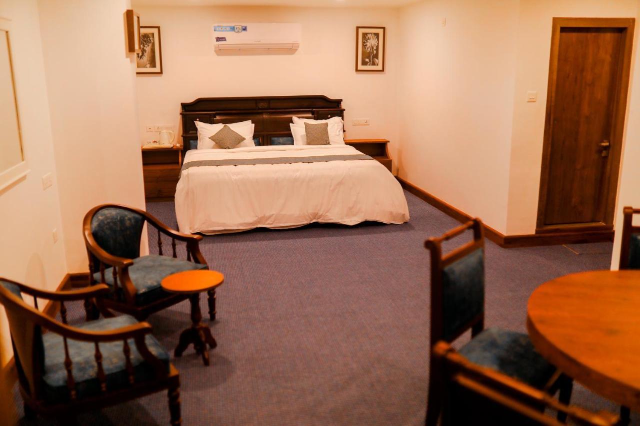 Mpsroyalsuites Perintalmanna Luaran gambar